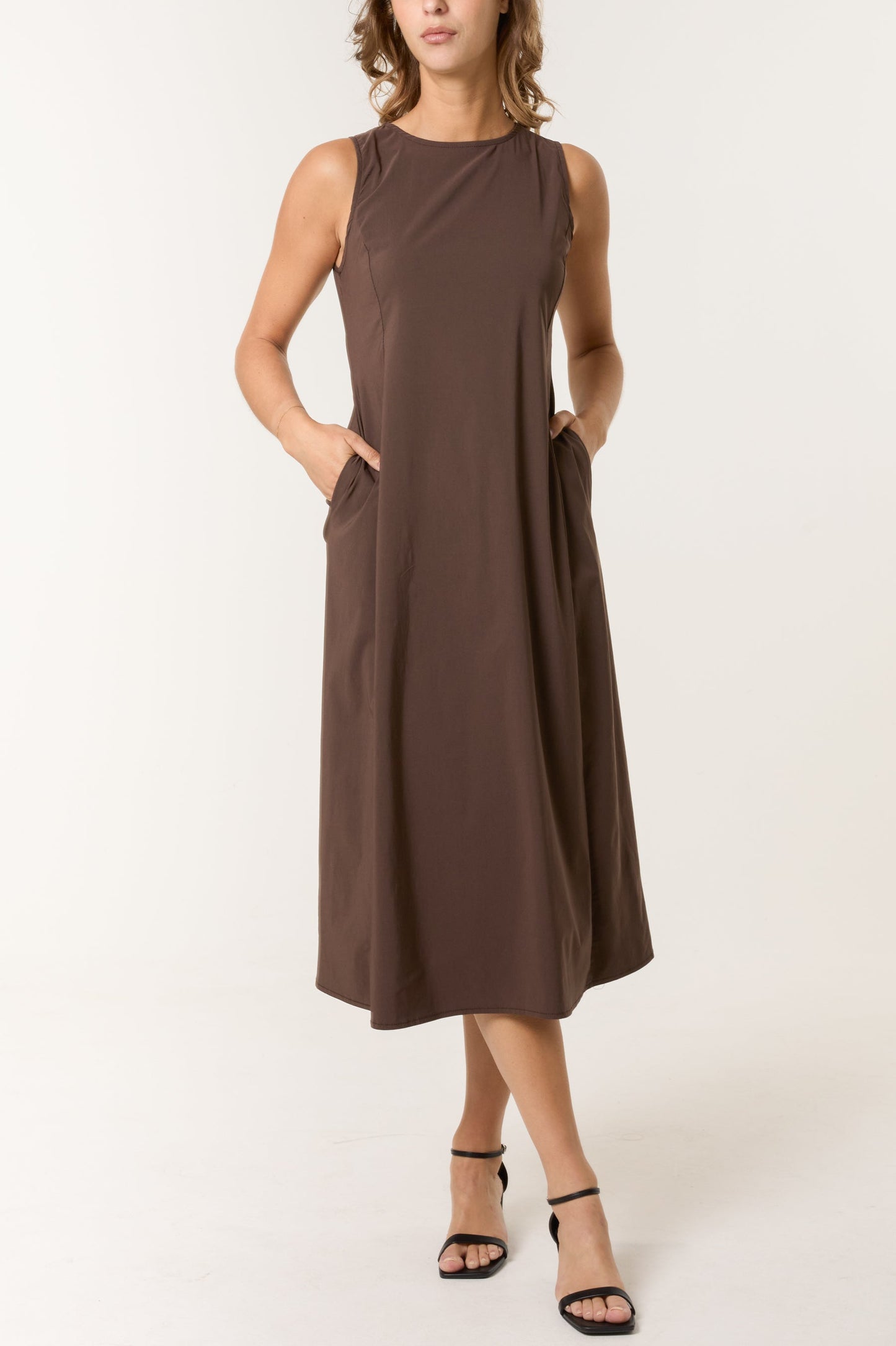 Sleeveless Stretch Pockets Midi Dress