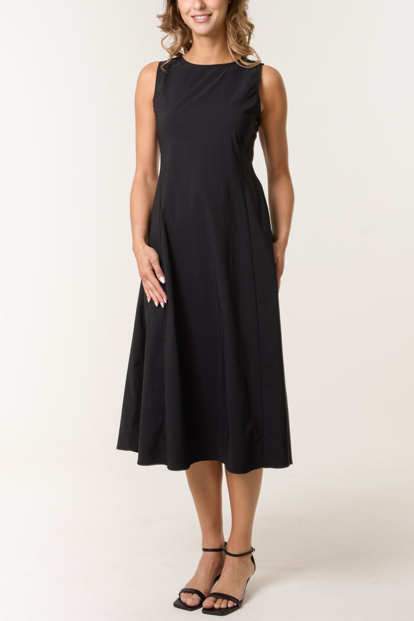 Sleeveless Stretch Pockets Midi Dress