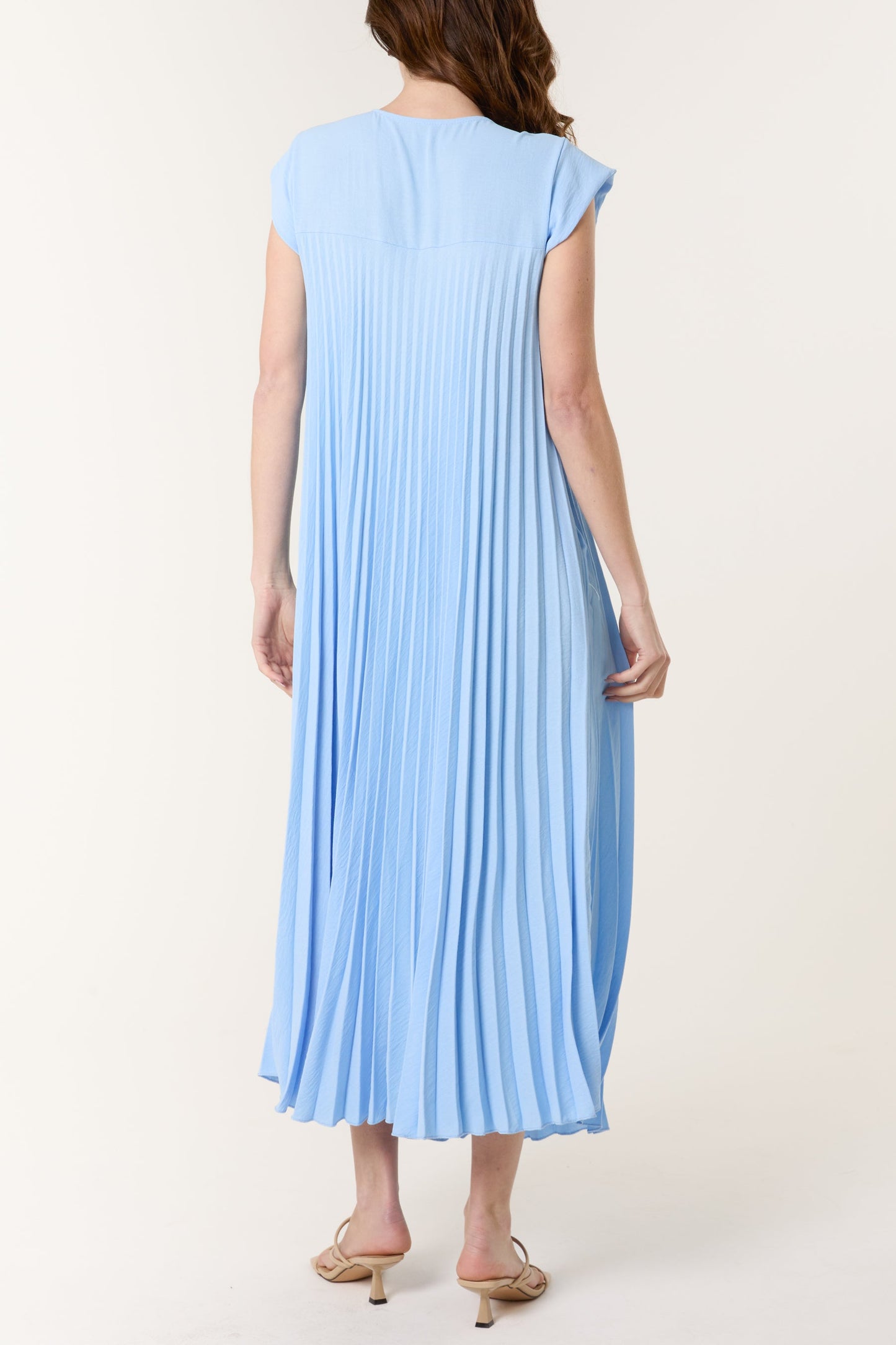 Cap Sleeve Pleated Maxi Dress