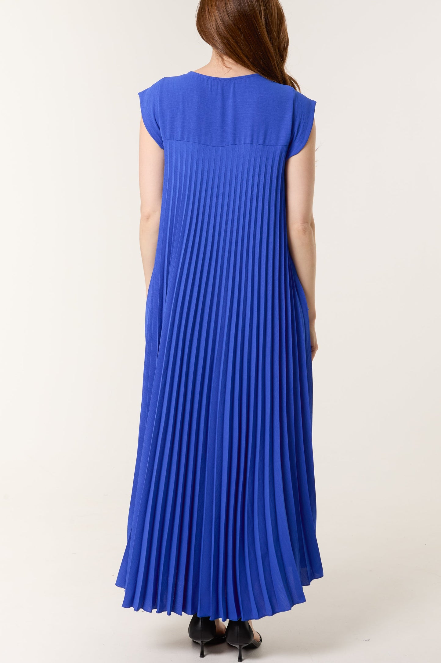 Cap Sleeve Pleated Maxi Dress
